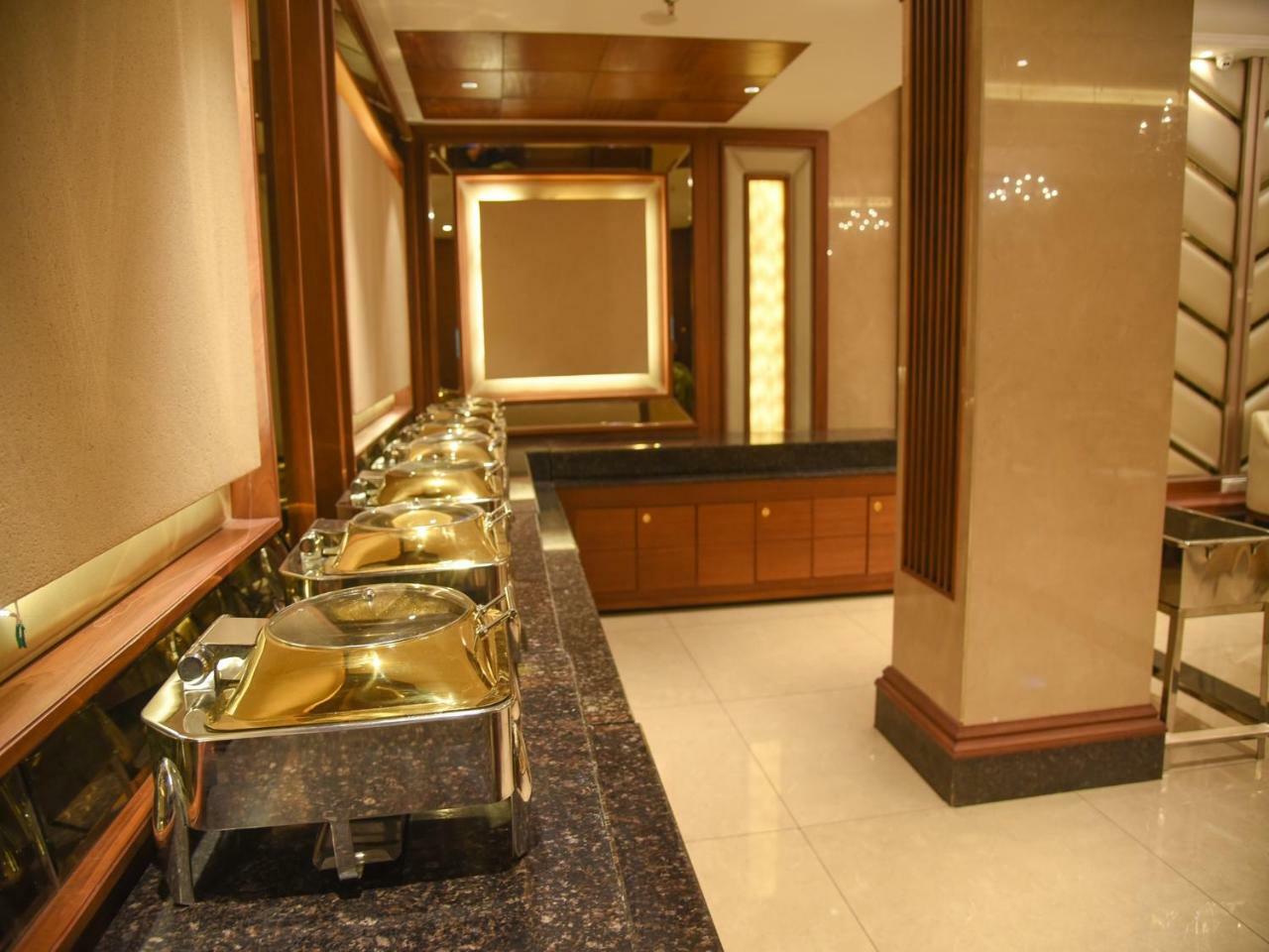 Bharawan Clarks Inn Express Амритсар Екстериор снимка